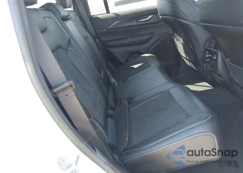 2025 Jeep Grand Cherokee Altitude 4X2 from USA, damaged, VIN 1C4RJGAG0SC266712